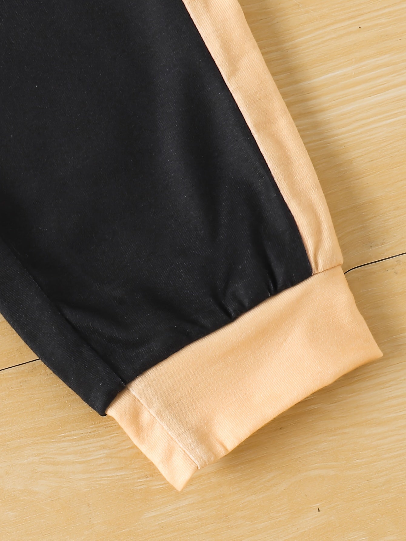 [Playful Kids Clothing] 2-Pack Boys' Cartoon Print Newborn Baby Sets - Playful Kids Clothing | "Dad + Me" & "I Love You" Hand-Drawn Graphics, Black & Orange Contrast, Short Sleeve T-Shirt & Pants, Machine Washable Spring Summ